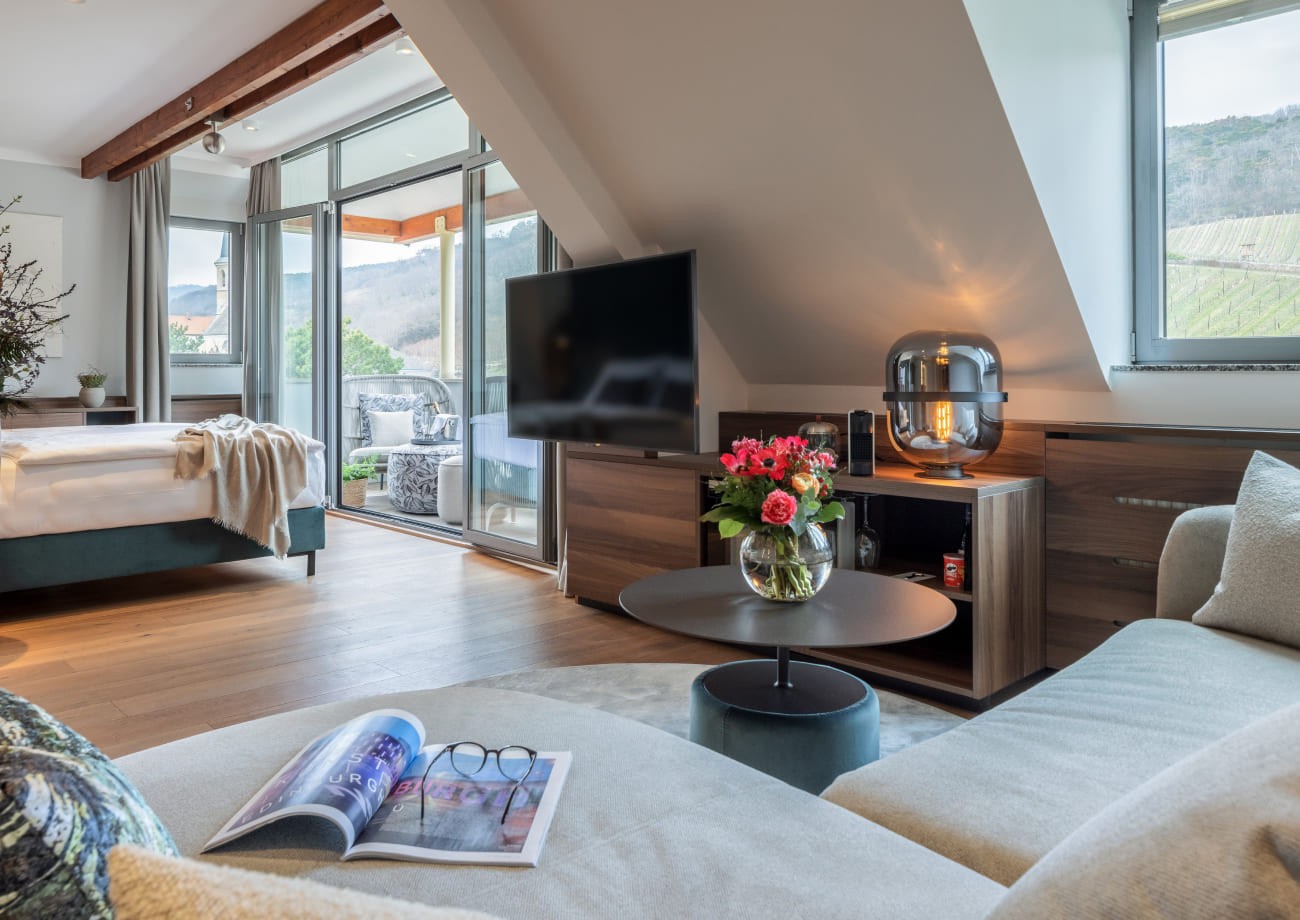 Wohnbereich im Typ Turmsuite im Hotel Turmhof in Gumpoldskirchen