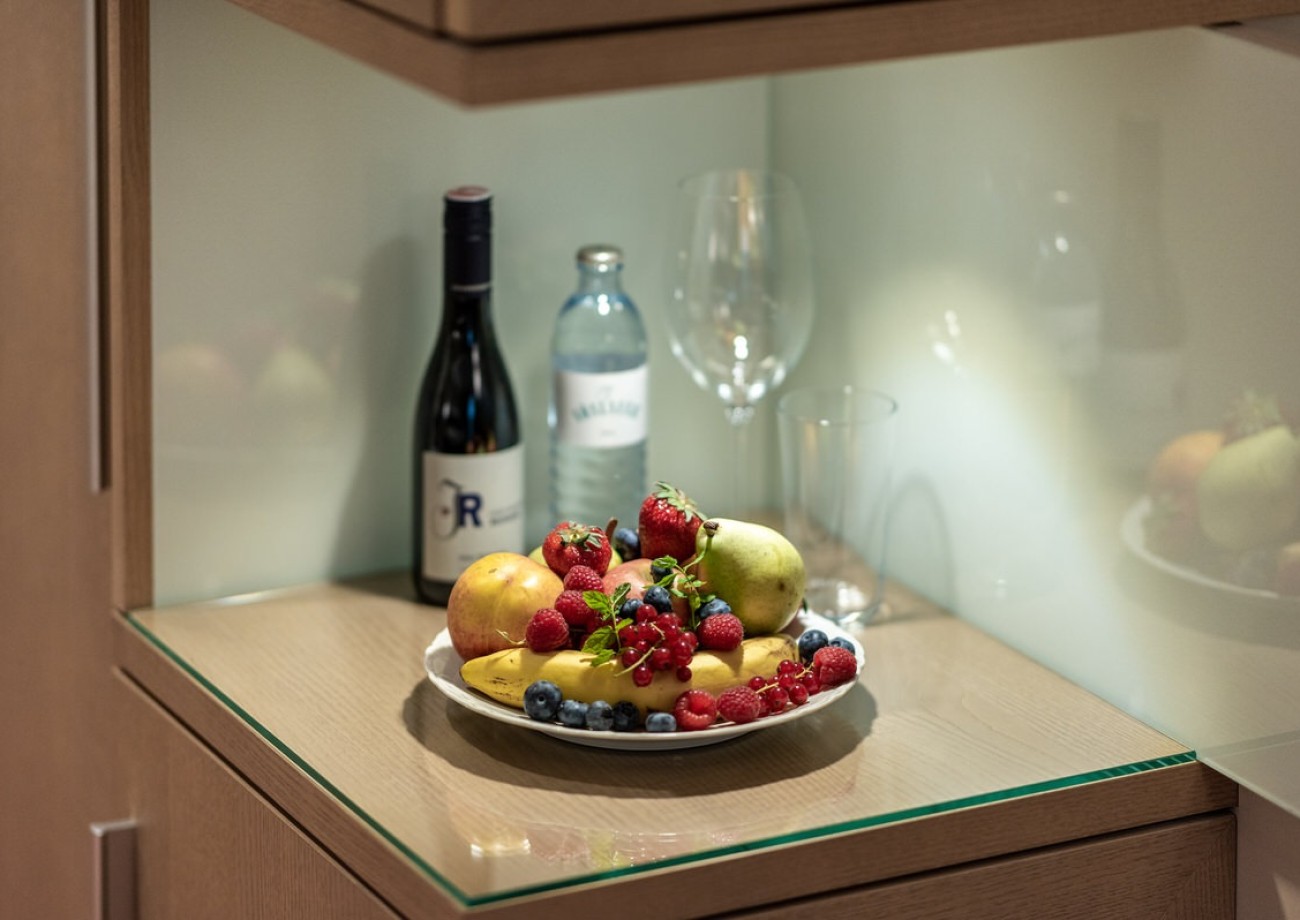 Weinbar und frisches Obst in Ihrem Urlaub im Wohlfühldoppelzimmer